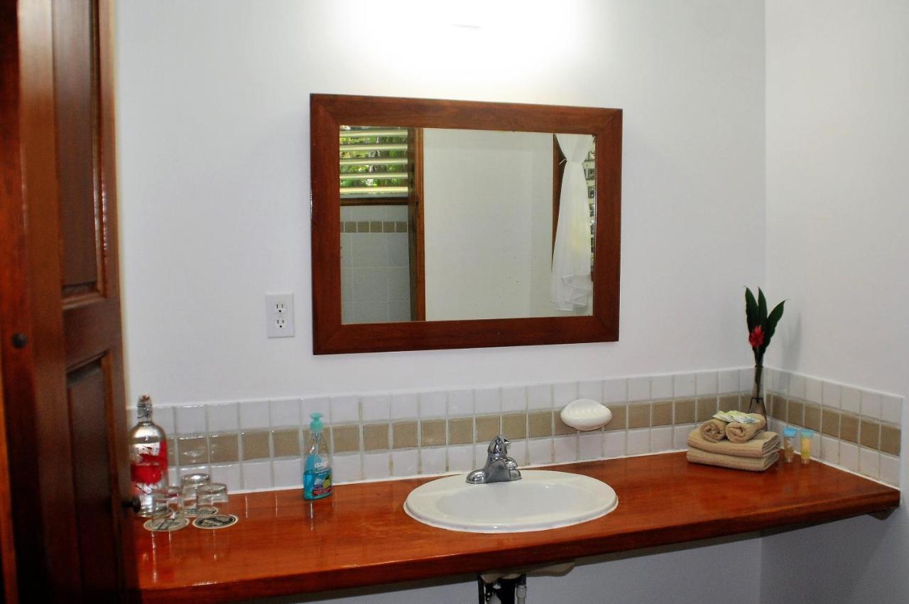 Hickatee Cottages, Belize, Central America Punta Gorda Room photo