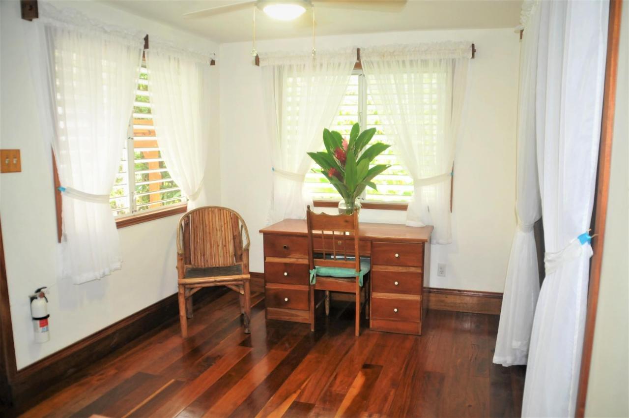 Hickatee Cottages, Belize, Central America Punta Gorda Room photo